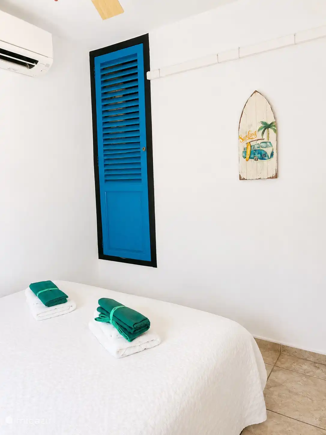 slaapkamer 2 : bed 1m60 x 2m