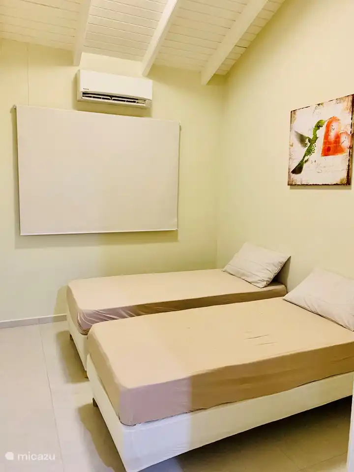 Second bedroom with 2 beds 90*200 can also be joined.