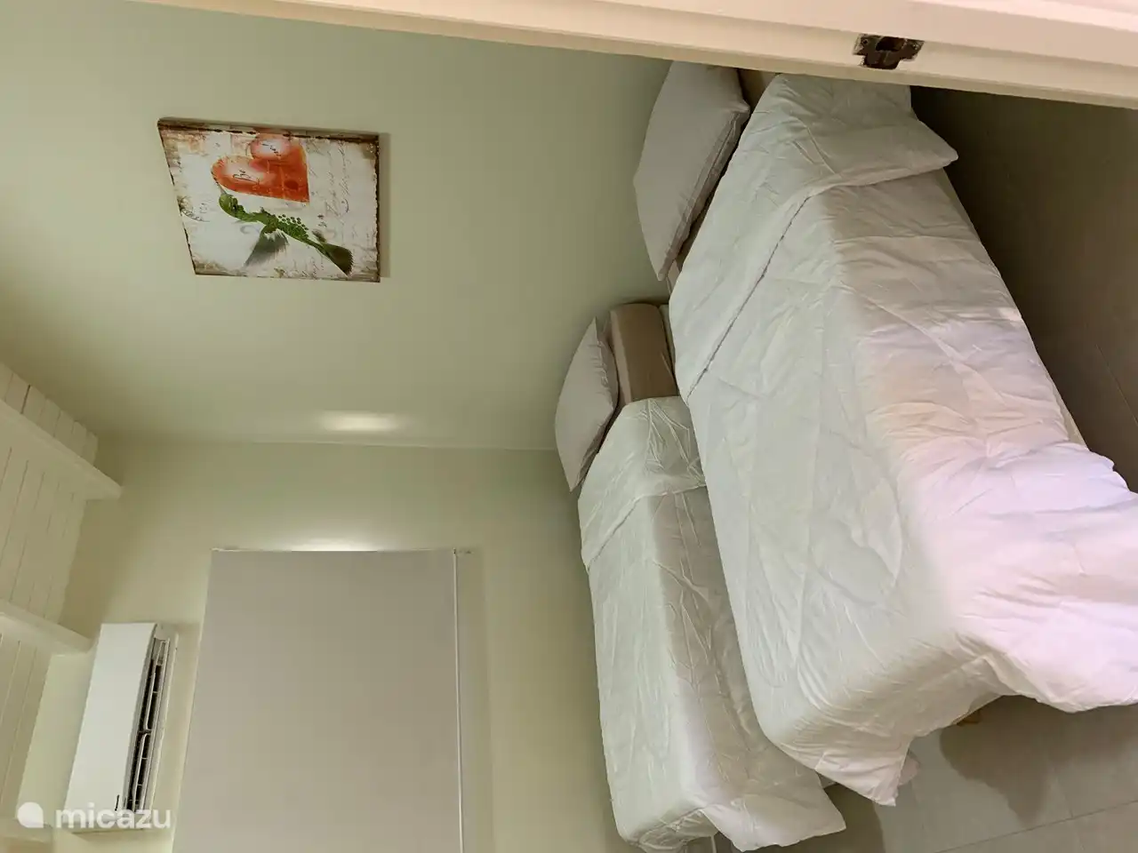 2 person bedroom