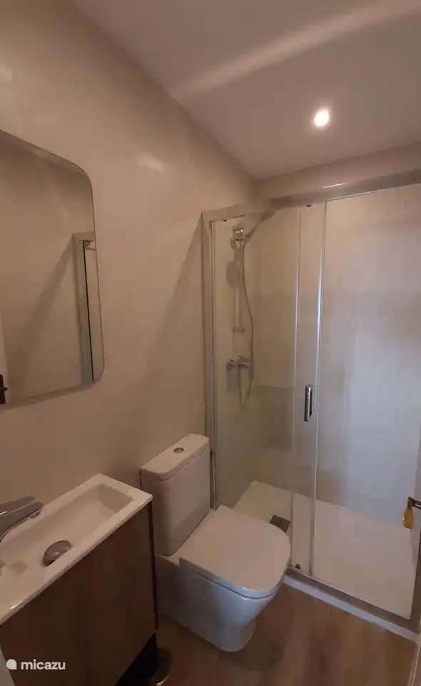 2do baño con inodoro