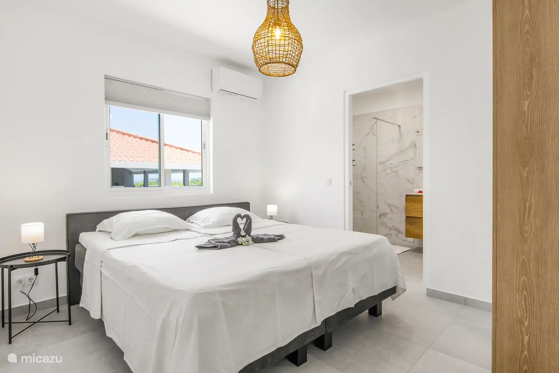 BB-01 Villa Cinta - Schlafzimmer 2