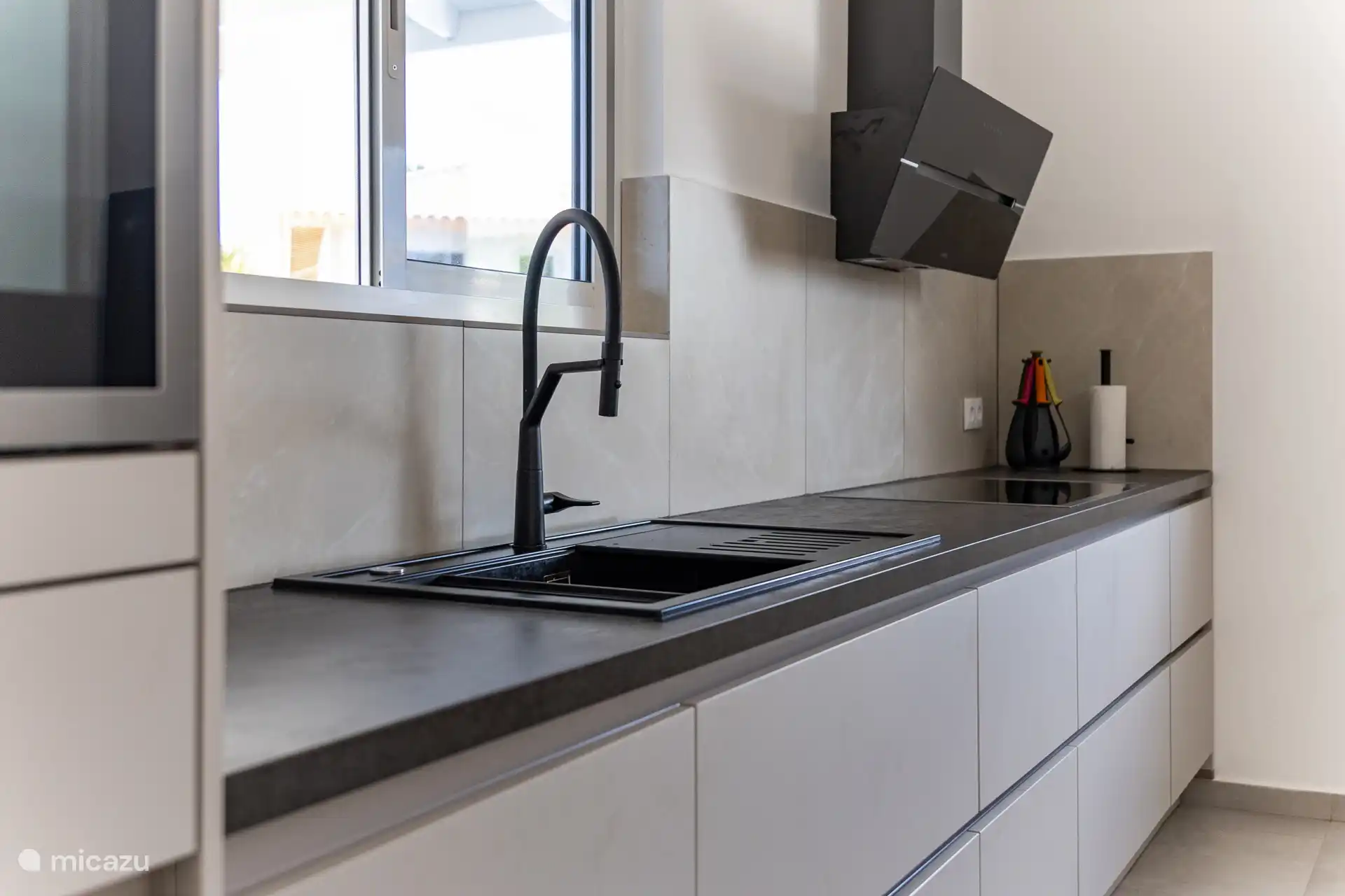 BB-01 Villa Cinta - Detail Küche