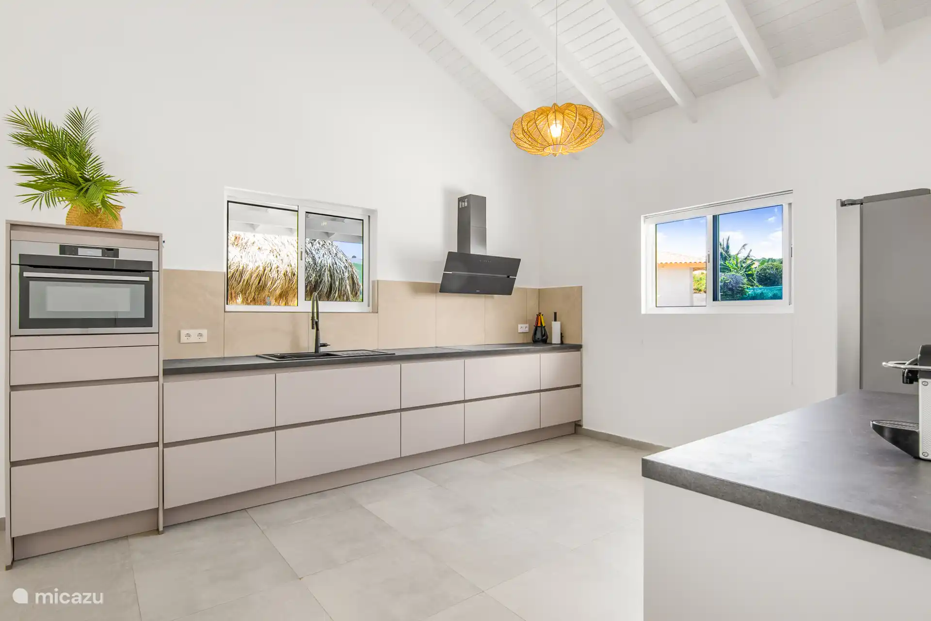 BB-01 Villa Cinta - Küche