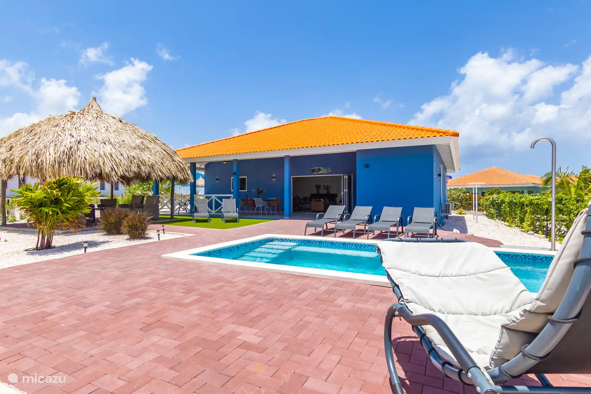 BB-01 Villa Cinta - Hauptfoto vergrößert