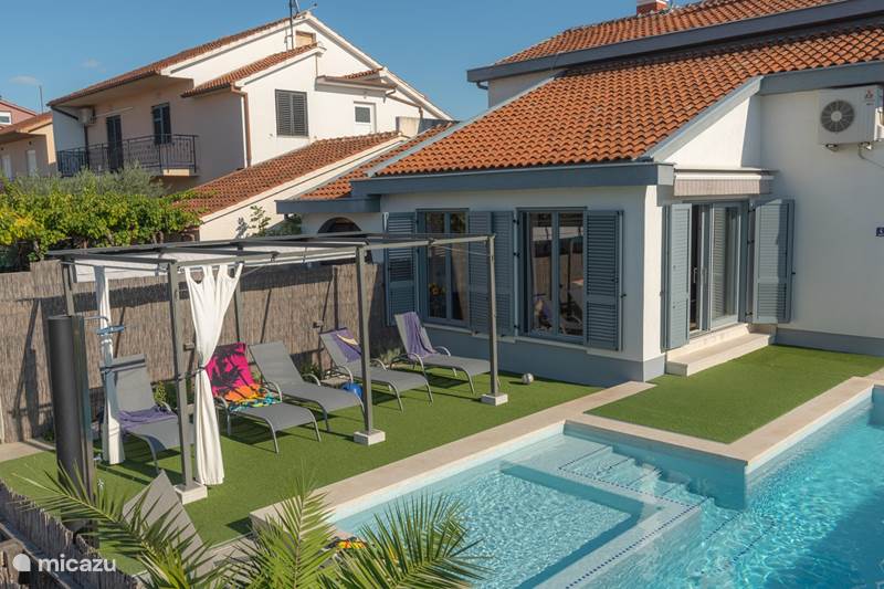 Holiday home Croatia, Istria, Fazana Villa Kuntrada 45 with kids & heated pool