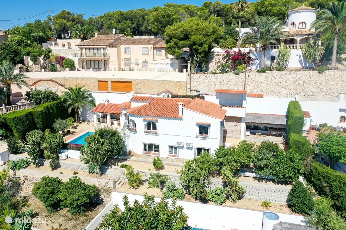 Toute la villa avec espaces extérieurs