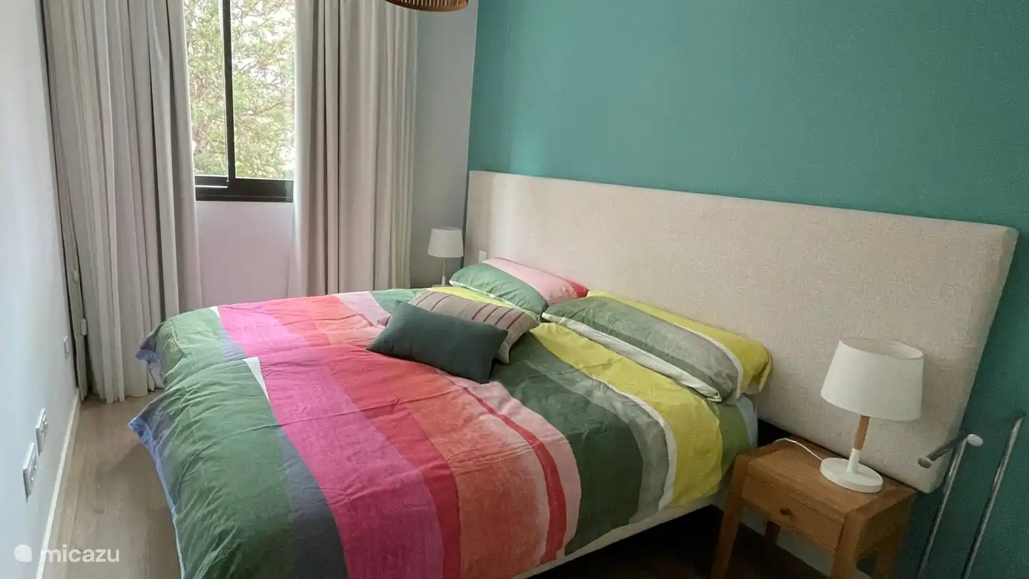 In the cozy second bedroom you will find a very spacious built-in wardrobe.