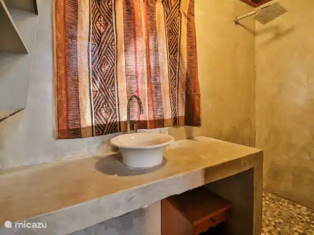 Maison de la rivière Marlothi | Afrique du Sud, Mpumalanga, Marloth Park - maison de vacances La salle de bain communicante séparée