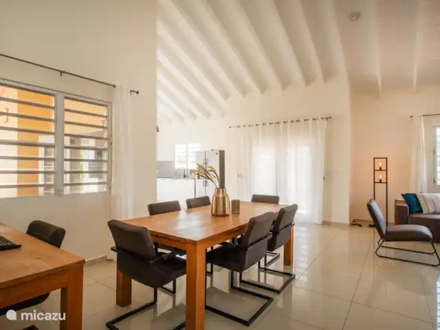 Villa de luxe II avec piscine à Curaçao | Curaçao, Banda Abou (ouest), Big Mountain - villa Salon
Salle
Cuisine
Coin salon
Bureau