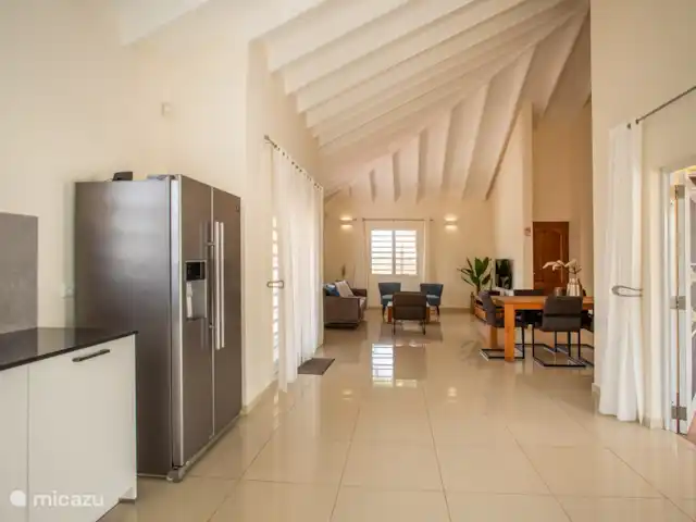 Villa de luxe II avec piscine à Curaçao | Curaçao, Banda Abou (ouest), Big Mountain - villa Salon
Salle
Cuisine
Coin salon
Bureau
TÉLÉ
Réfrigérateur