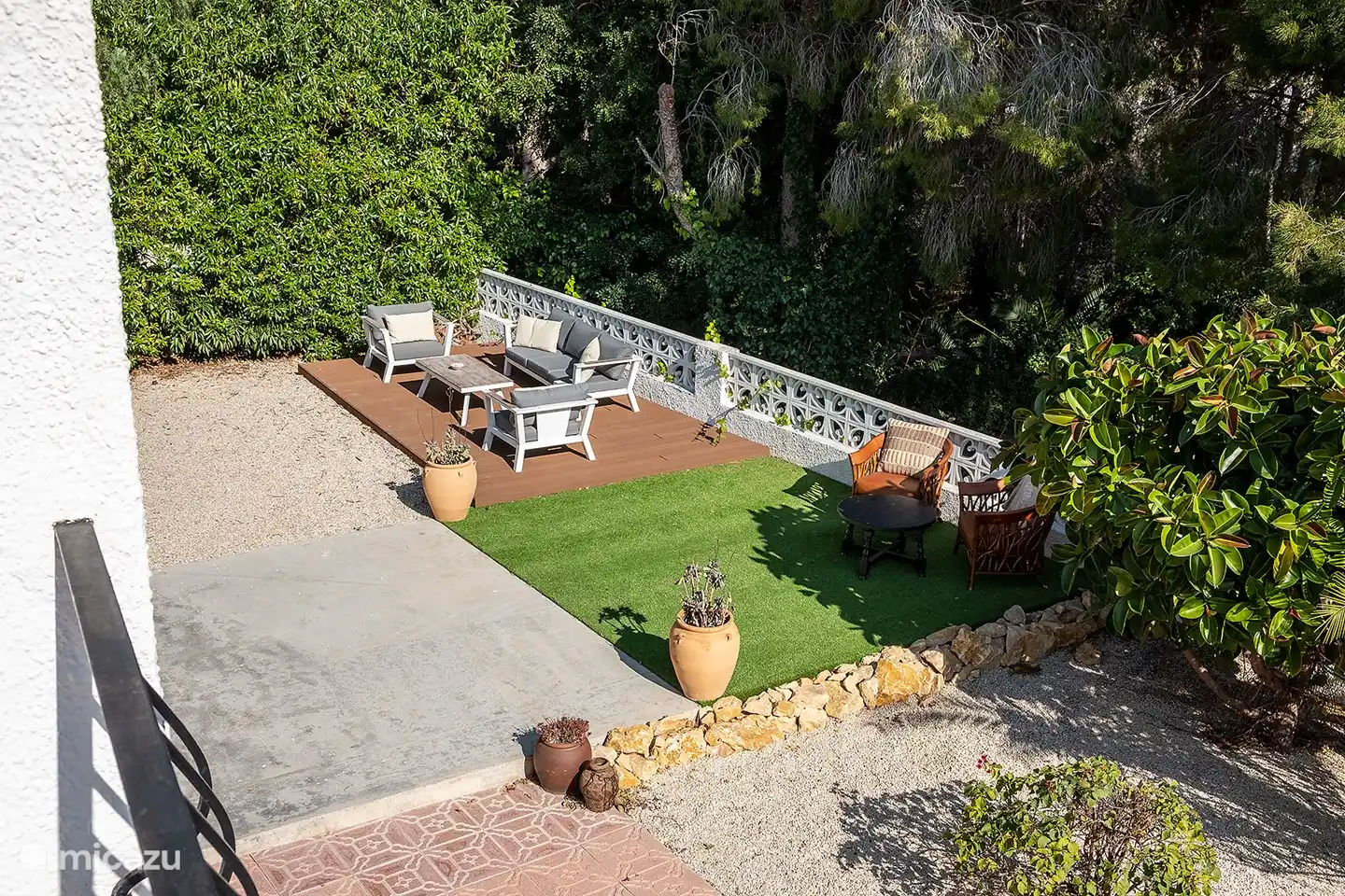 Sitzecke Entspannungsecke draußen