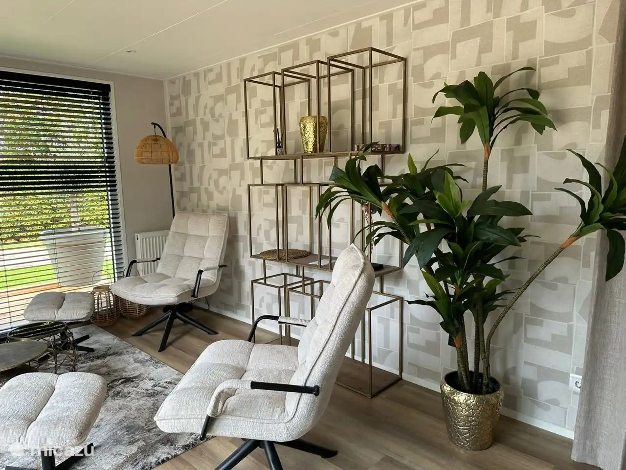 Genießen Sie ein gutes Buch oder Ihre Lieblingsfernsehsendung.