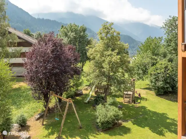 Eilander Sunshine en Suiza, Valais, Fiesch - apartamento Parque infantil disponible en la propiedad.