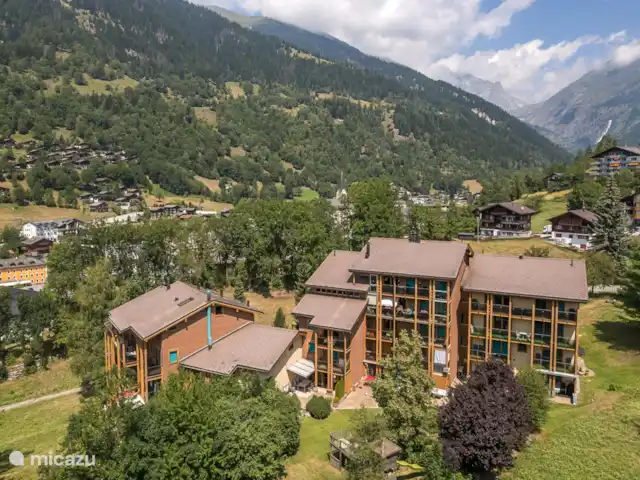 Eilander Sunshine en Suiza, Valais, Fiesch - apartamento El apartamento está ubicado en un edificio de apartamentos más nuevo. El apartamento de vacaciones muy bien amueblado se encuentra en el 1er piso de la casa.