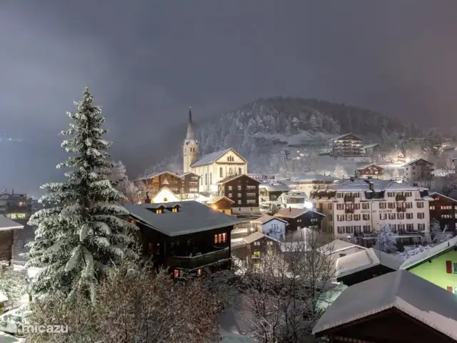 Eilander Sunshine en Suiza, Valais, Fiesch - apartamento Pescado de noche