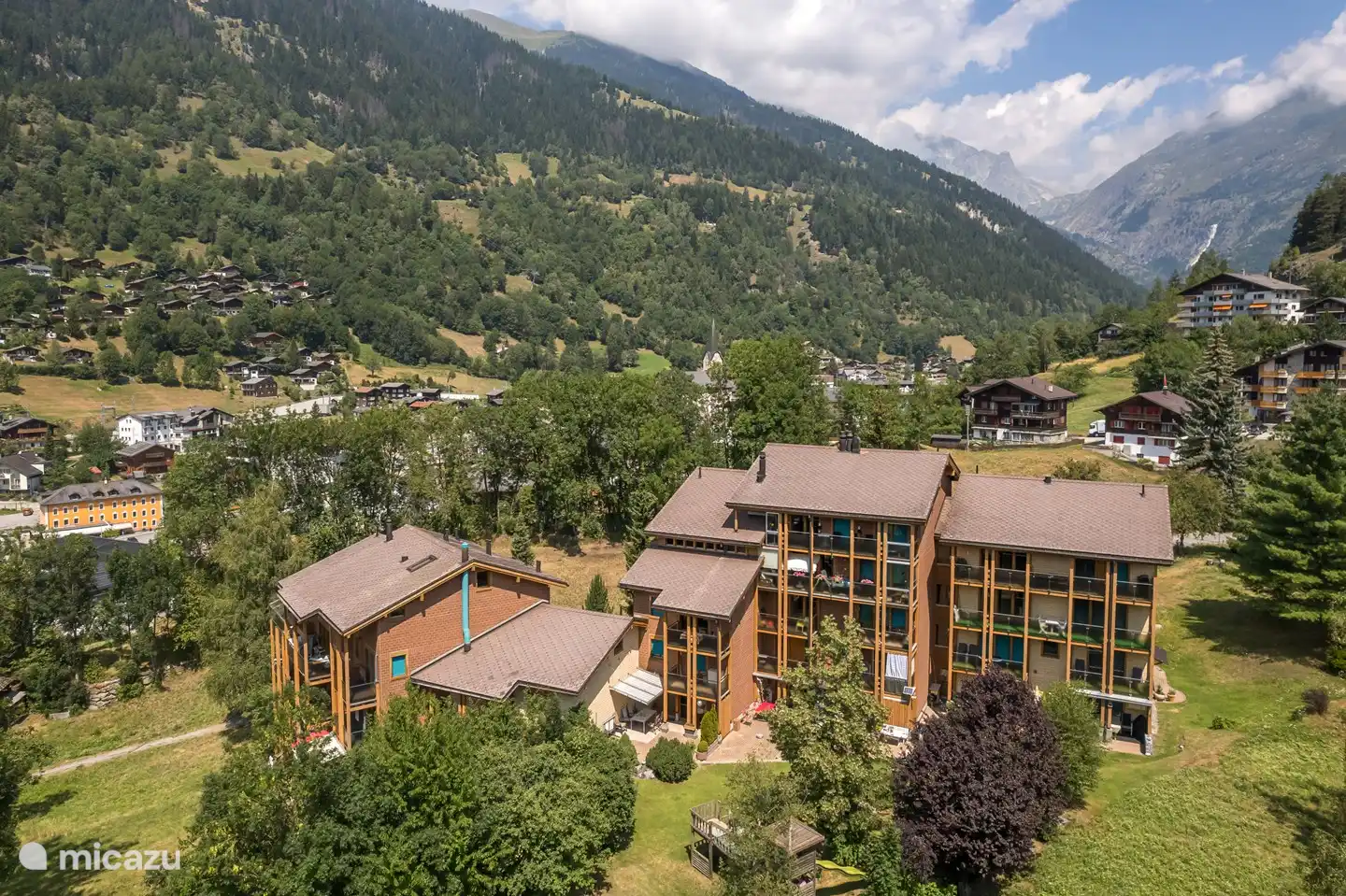 Aleid Sunshine in Schweiz, Wallis, Fiesch - appartement