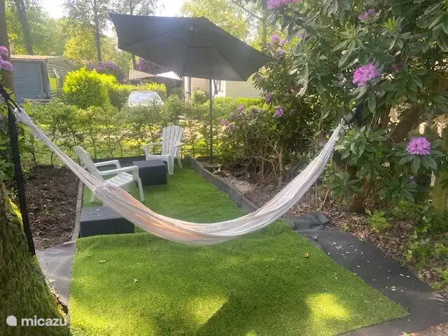 Mobil-home à De Leughte Renswoude | Pays-Bas, Utrecht, Renswoude - mobil-home Vous pouvez accrocher ce hamac quand il fait beau