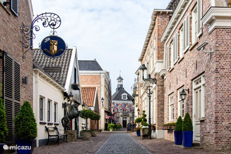 Visita la ciudad de Ootmarsum, rica en galerías