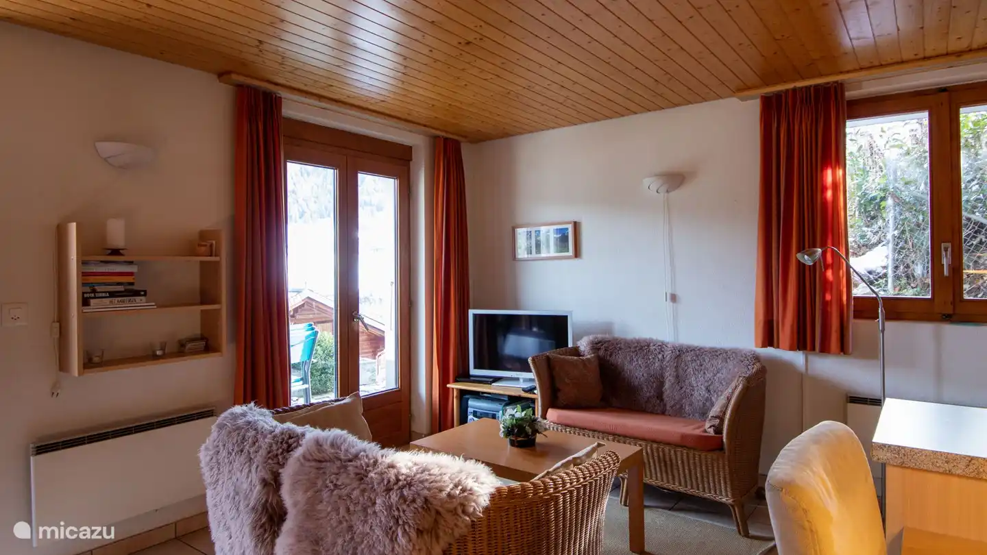 Stachelbeere EG in Schweiz, Wallis, Fiesch - Appartement