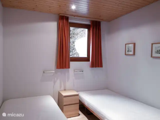 Location de Vacances Suisse, Valais, Fiesch, appartement - Stachelbeere EG Chambre à 2 lits