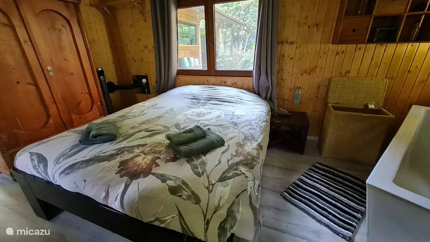 Die Betten sind bei der Ankunft gemacht, was schön ist!