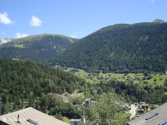 Stachelbeere OG | Suisse, Valais, Fiesch - appartement Vue d'été