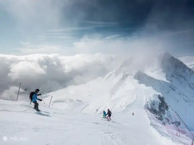 Wasserhügeli en Suiza, Valais, Fiesch - apartamento