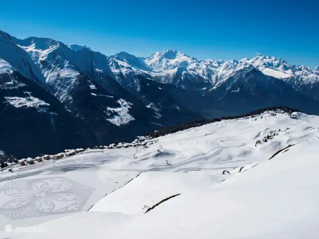 Wasserhügeli en Suiza, Valais, Fiesch - apartamento