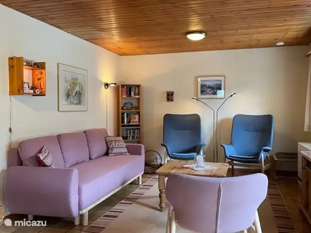 Wasserhügeli en Suiza, Valais, Fiesch - apartamento El apartamento consta de salón-comedor con cocina abierta