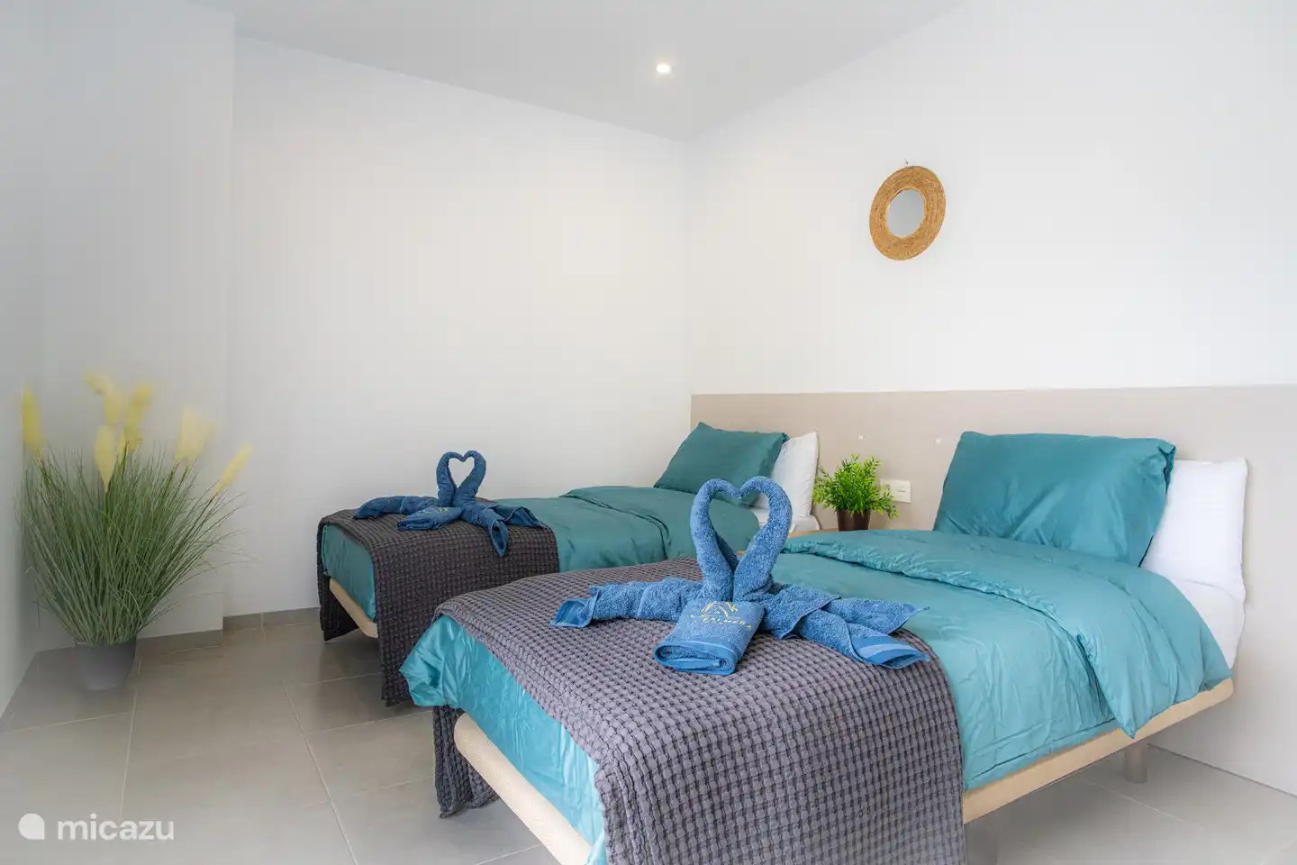 Schlafzimmer 2
2 Einzelbetten
1. Etage