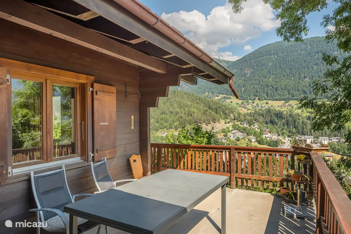 Trimka en Suiza, Valais, Fiesch - Apartamento