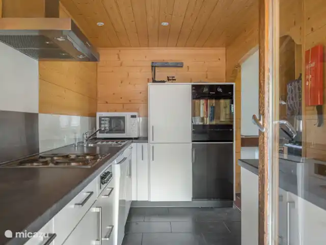 Trimka | Suisse, Valais, Fiesch - appartement cuisine bien équipée