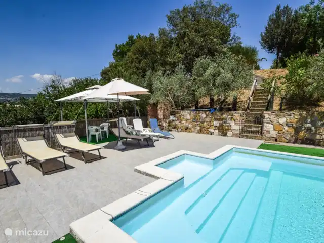 Apto para niños, Italia, Toscana, Chianciano Terme, villa Casa con piscina privada cerca de Siena