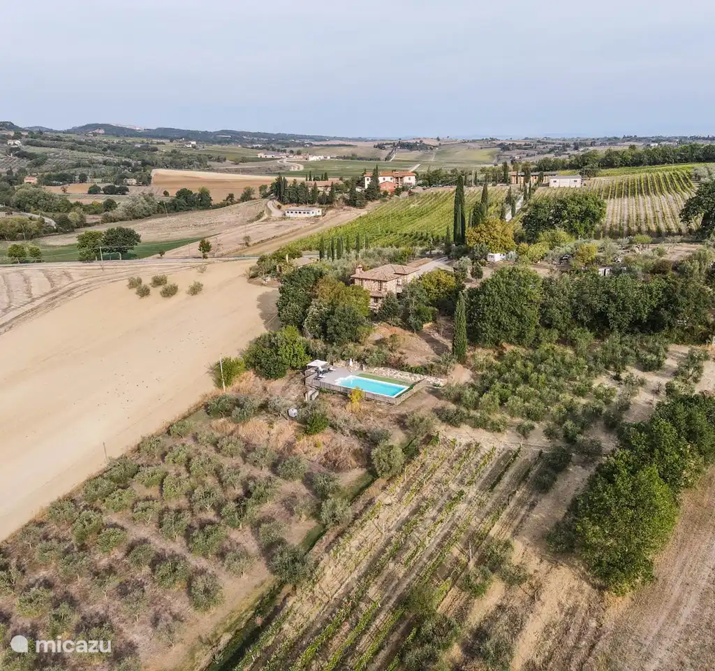 Huis met privé zwembad nabij Siena
