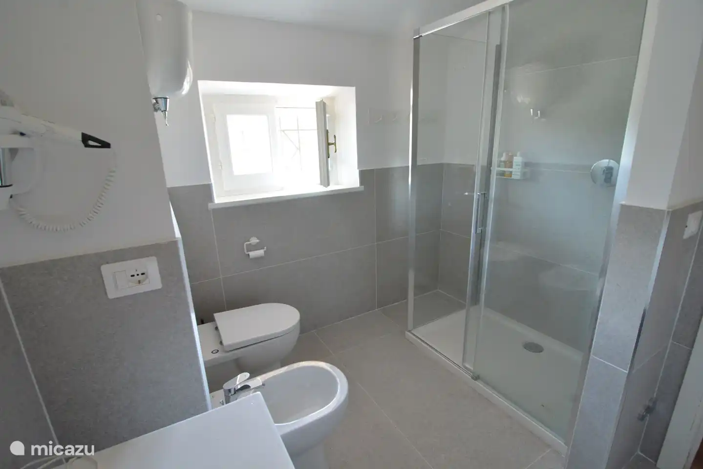 Salle de bain à l'étage