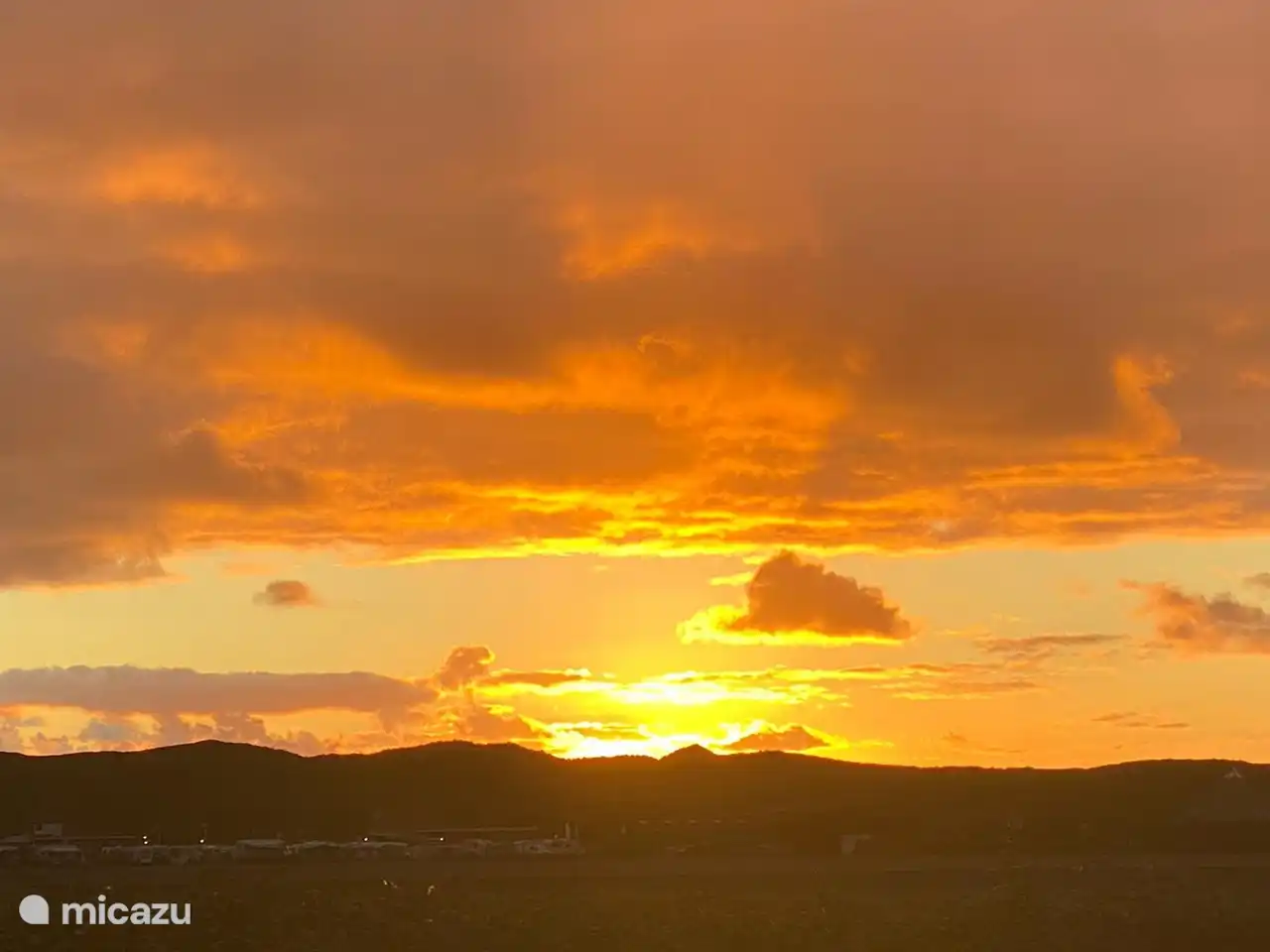 Sonnenuntergang über den Julianadorper-Dünen