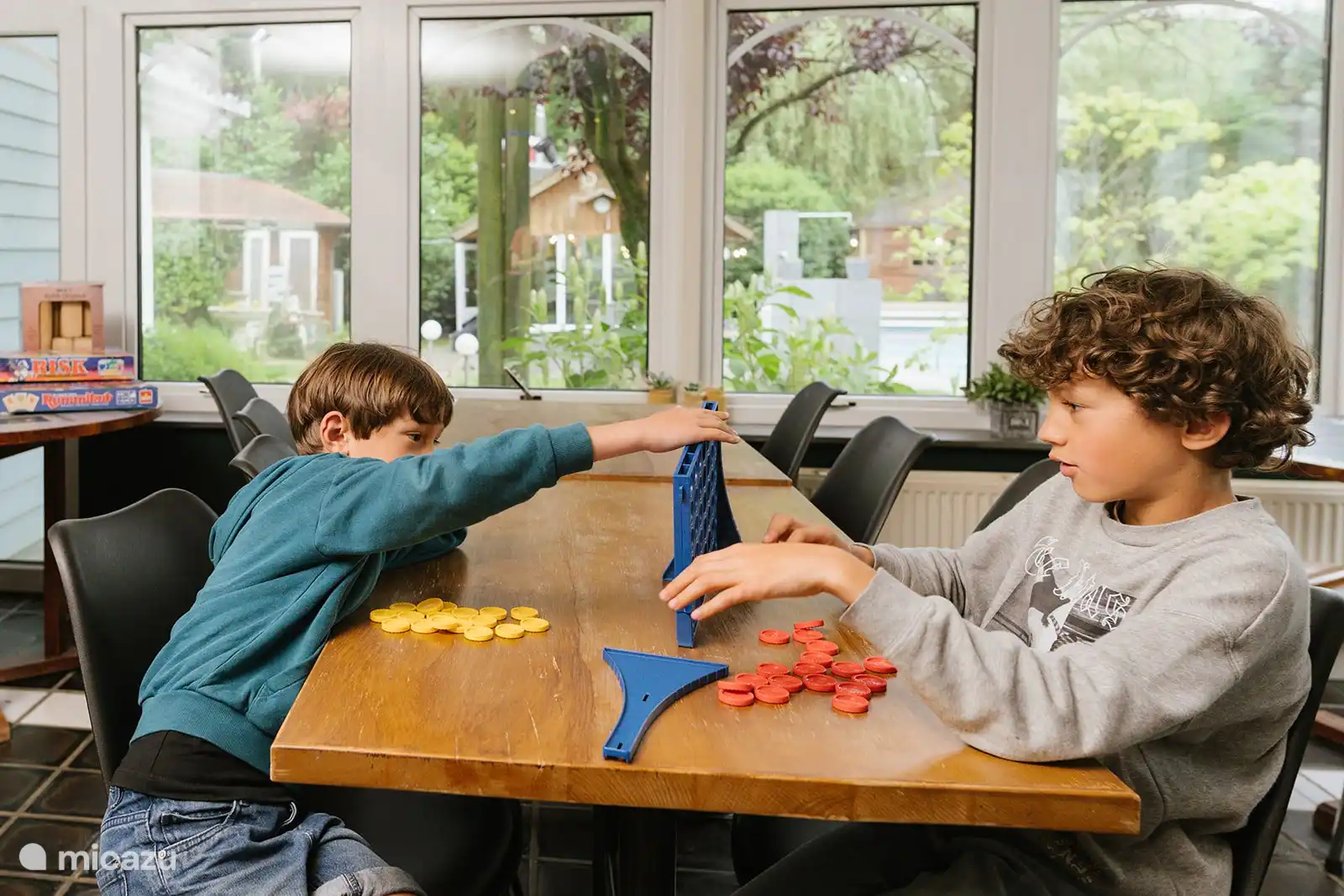 Jugando en la terraza