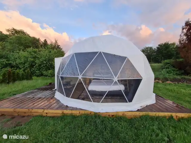 Authentique maison de vacances Parkhoeve | Belgique, Limbourg, Beringen - maison de vacances 2 tentes glamping pour 4 personnes chacune (à réserver séparément)
