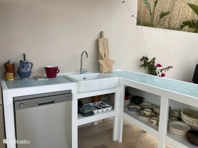 Casa la Vinya appartement Muntanya | Espagne, Costa Brava, Sant Feliu de Guíxols - appartement Vous pouvez préparer un délicieux déjeuner ou dîner dans la cuisine extérieure !