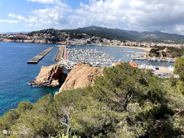 Casa la Vinya appartement Muntanya | Espagne, Costa Brava, Sant Feliu de Guíxols - appartement Vue sur le port de Sant Feliu de Guixols.