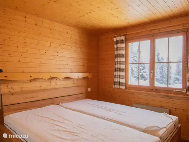 Location de Vacances Suisse, Valais, Bettmeralp, appartement - Toggi EG Chambre avec lit double