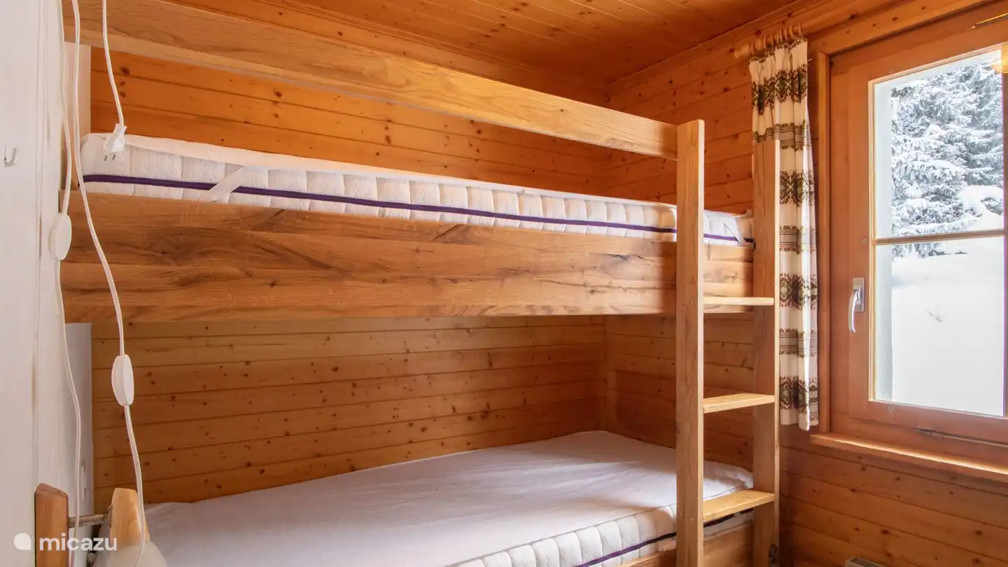 Chambre avec lit superposé