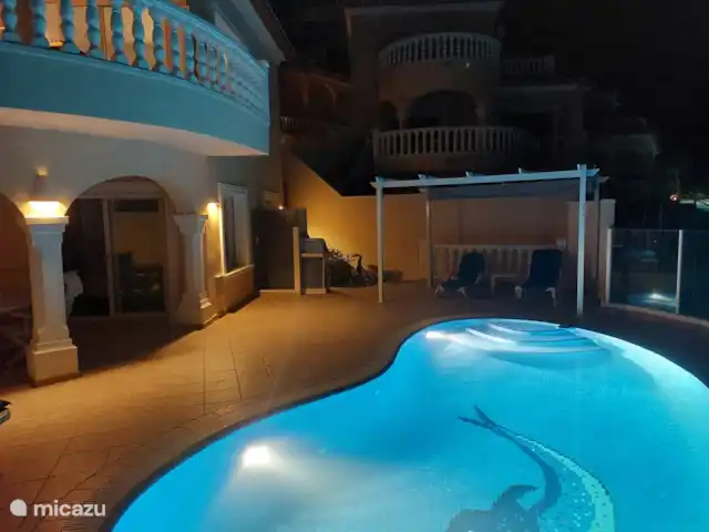 villa huren in Spanje, Costa Blanca, Moraira – Vall Paradijs Verlichting van het huis buiten