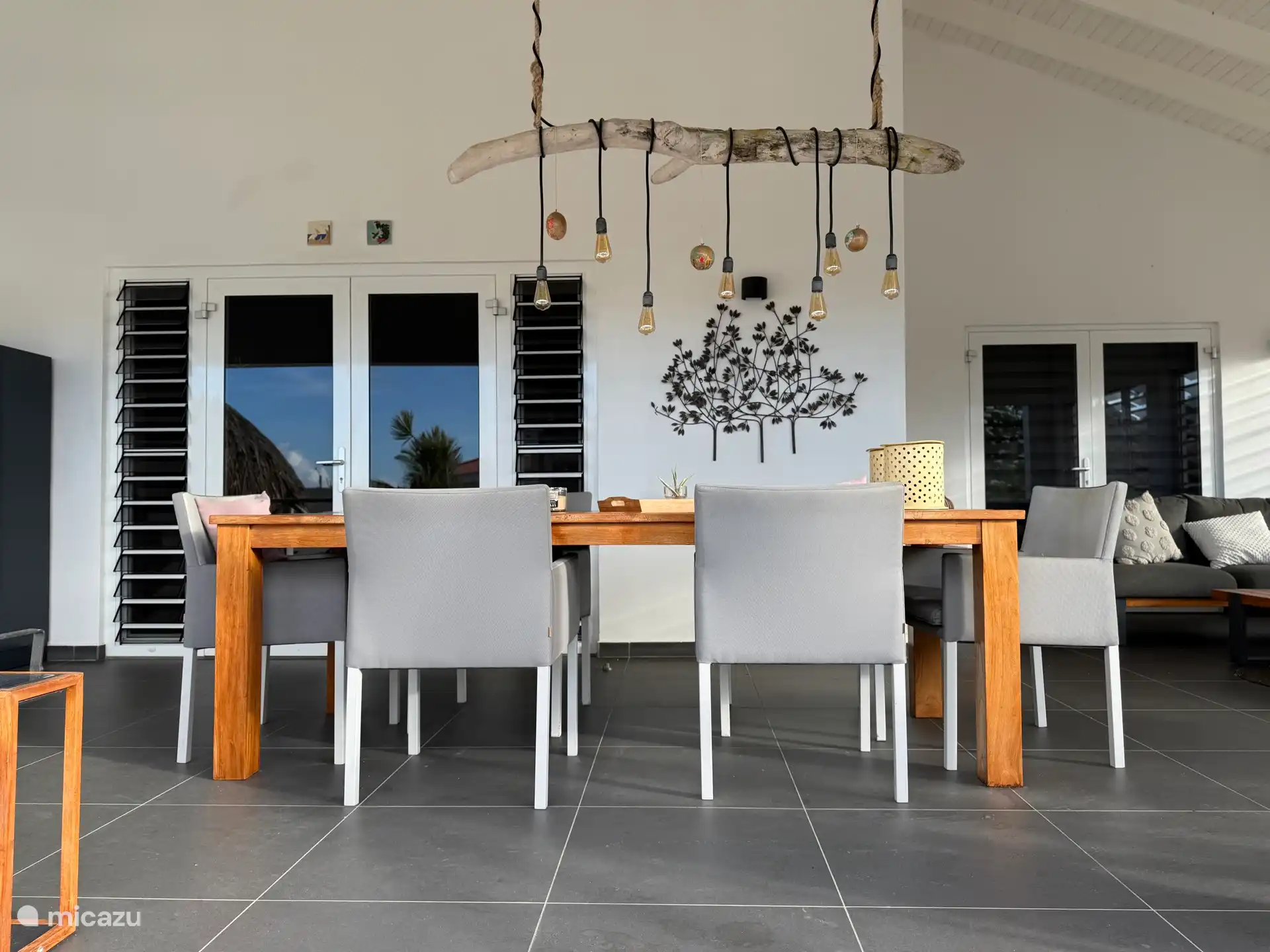 Großer Speisetisch, 6 Personen