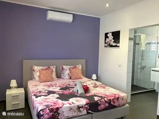 Cas curadise en Curazao, Bandabou (oeste), Fontein - villa Dormitorio 2 con baño privado a ras de suelo