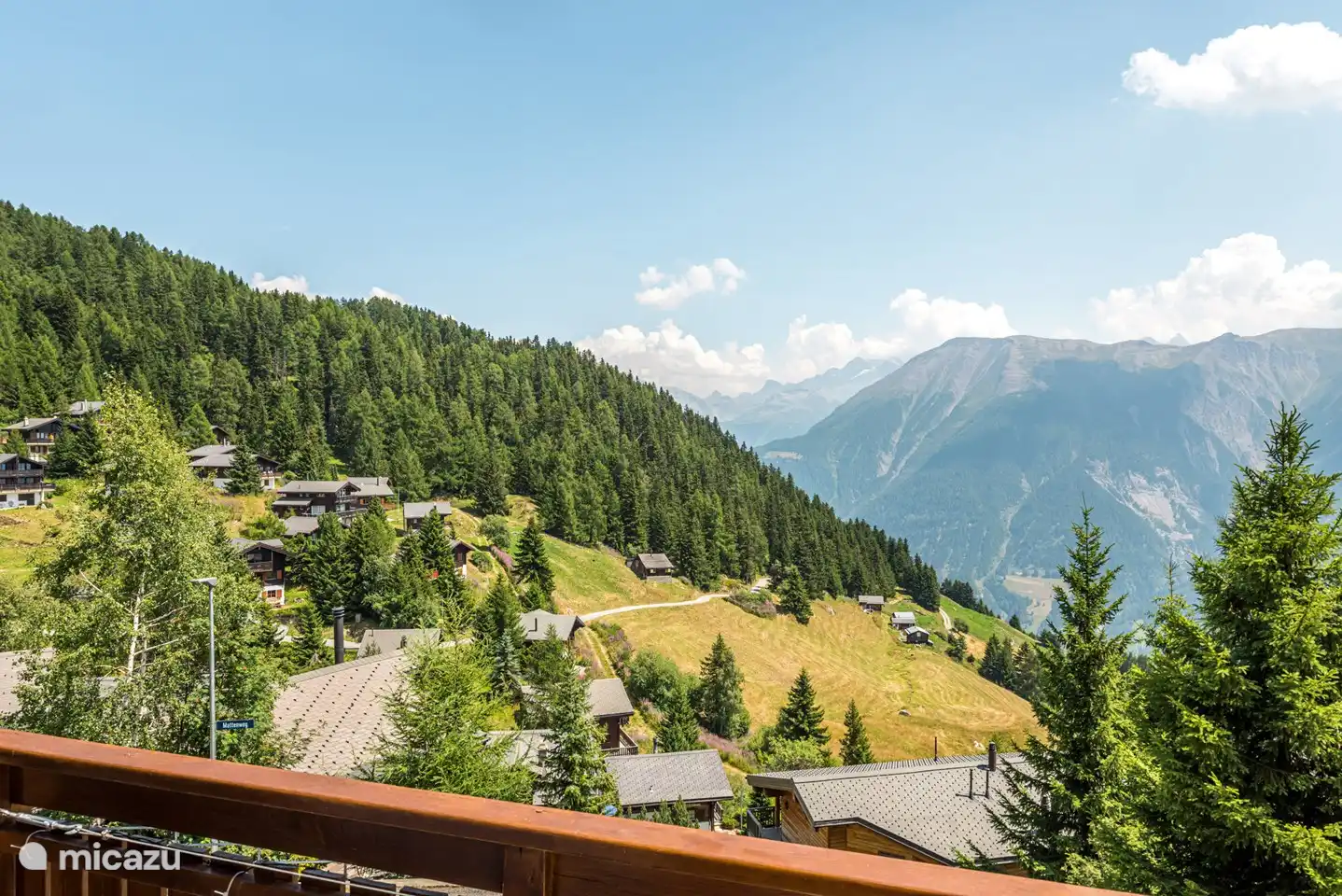 groot balkon op het zuidwesten