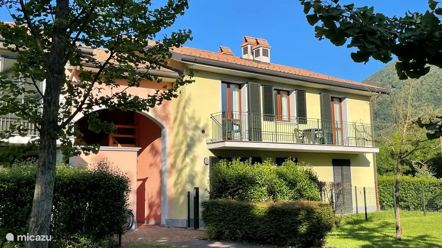 Porto Letizia Verdi 4 en Italia, Lagos italianos, Porlezza - Apartamento