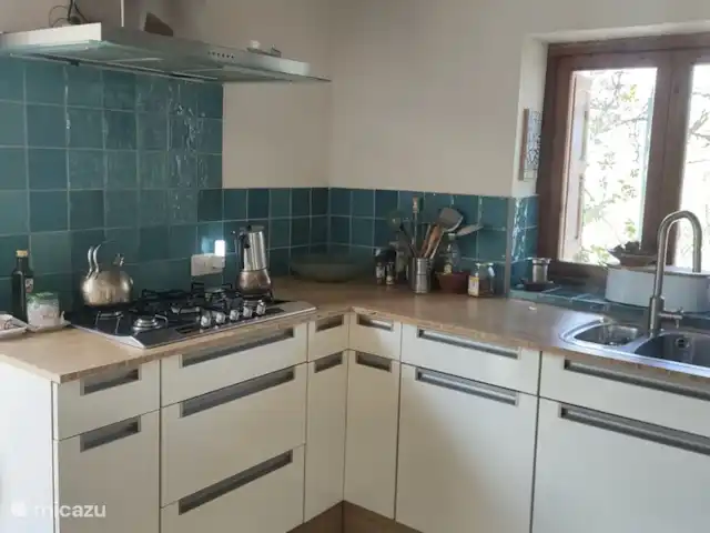 Location de Vacances Espagne, Valence, Ayora, finca - Anca Ayora Cuisinez vous-même ou dans le village dans l'un des nombreux restaurants sympas !