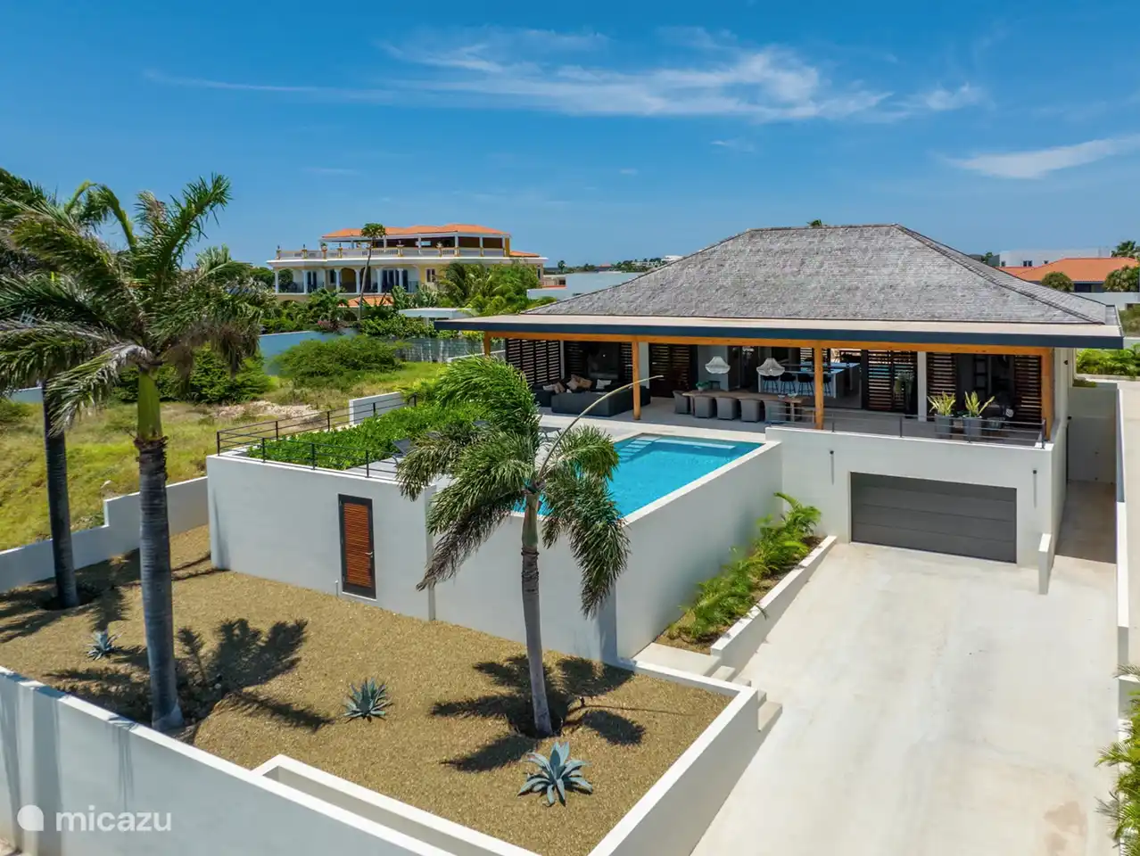 Overview photo of Villa Gold Palm.