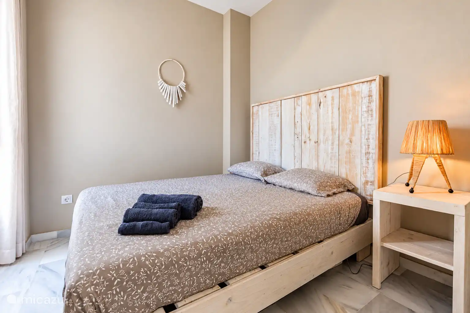 Doppelbett 150 cm breit